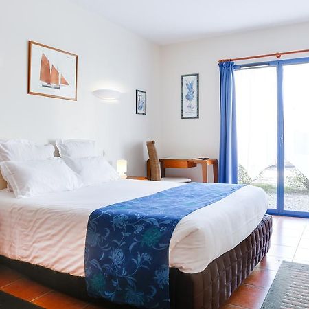 Hotel Le Chevalier Gambette Saint-Armel Bagian luar foto