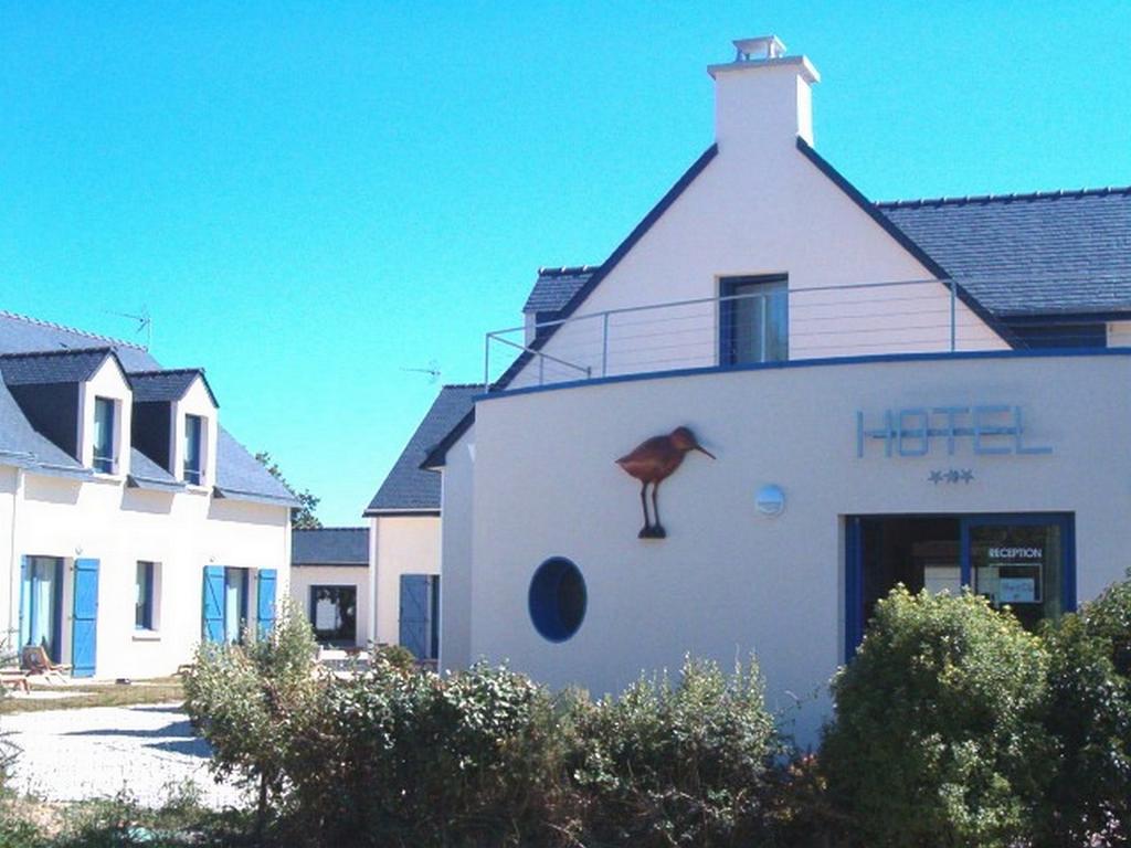 Hotel Le Chevalier Gambette Saint-Armel Bagian luar foto