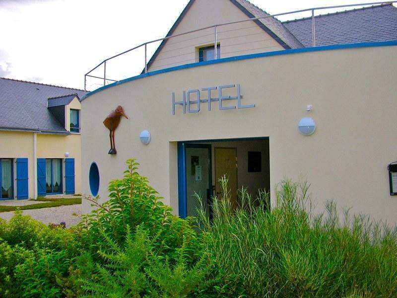 Hotel Le Chevalier Gambette Saint-Armel Bagian luar foto