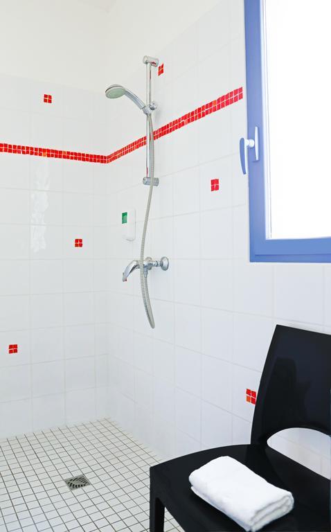 Hotel Le Chevalier Gambette Saint-Armel Bagian luar foto